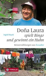 Doña Laura spielt Bingo und gewinnt ein Huhn